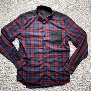 7 Diamonds Button Up Shirt Mens Small Red Plaid Western Cut Accents Outdoor